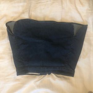 Stretchy denim skirt